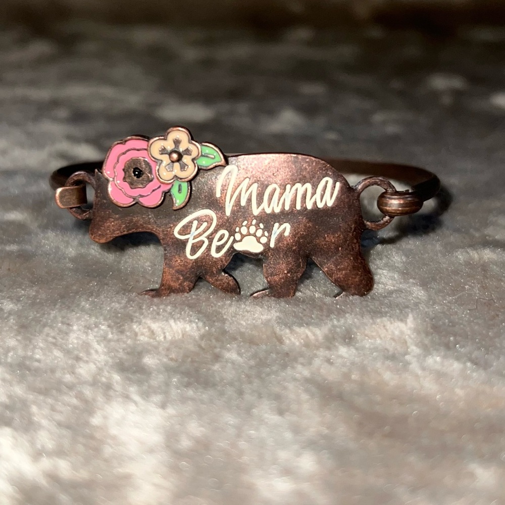 BRONZE MAMA BEAR BANGLE BRACELET